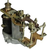 Реле электромагнитное РЭВ-826 24В | код A8119-77965146 | ЧЭАЗ