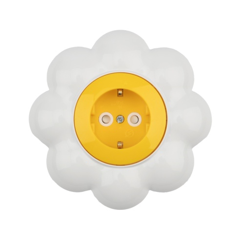 Розетка одноместная KRANZ HAPPY Ромашка скрытой установки, с заземлением и защитными шторками, желтая/белая | код KR-78-0622 | KRANZ