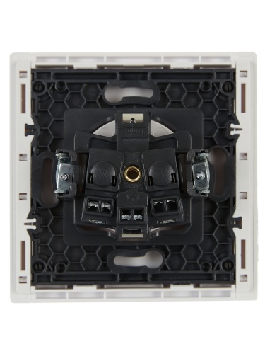 FORTE&PIANO Роз. с з/к з/ш в/к 16А FP215 бел. IEK | код FP-R14-16-K01 | IEK фото 2 FORTE&PIANO Роз. с з/к з/ш в/к 16А FP215 бел. IEK | код FP-R14-16-K01 | IEK фото 2