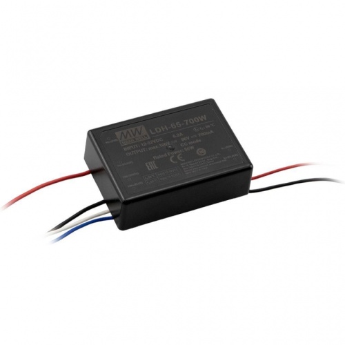 Источник питания DC-DC драйвер светодиодов, 64.75Вт, вход 9.5…32В DC, выход 700мА/12.5…37В, регулировка яркости свечения, пластиковый герметичный корпус, 52.4x27.2x24мм, проволочные выводы, -40…+70С | код LDH-65-700W | MeanWell