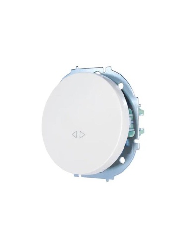 Выключатель промежуточный 1-кл. СП OSEN 10А IP20 механизм бел. LEZARD 743-0288-107 Выключатель промежуточный 1-кл. СП OSEN 10А IP20 механизм бел. LEZARD 743-0288-107